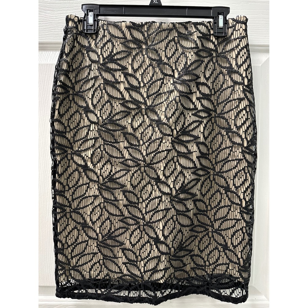 Ann Taylor Black Lace Pencil‎ Skirt Tan Lining Knee Length Size 4 52-329902